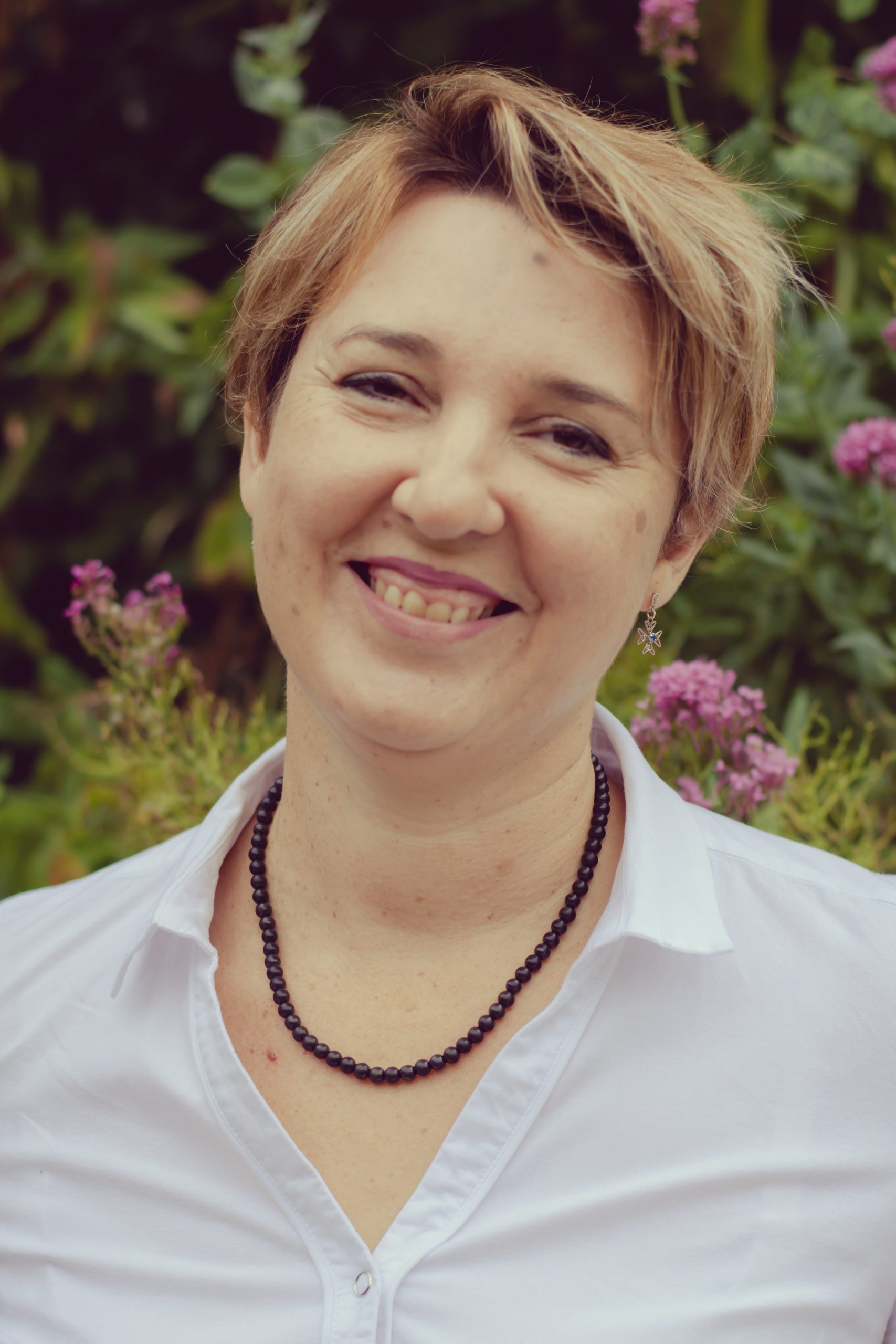 Hypnose en ligne avec Eve, hypnothérapeute certifiée AREPTA